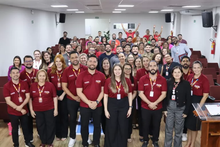 Nova cultura organizacional do grupo AIAMIS é apresentada aos colaboradores da Faculdade Uninta Fortaleza e Gestão e Negócios